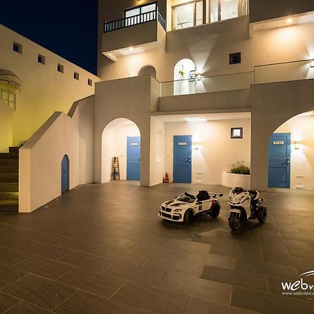 Blue White Apartment Вужие Екстериор снимка