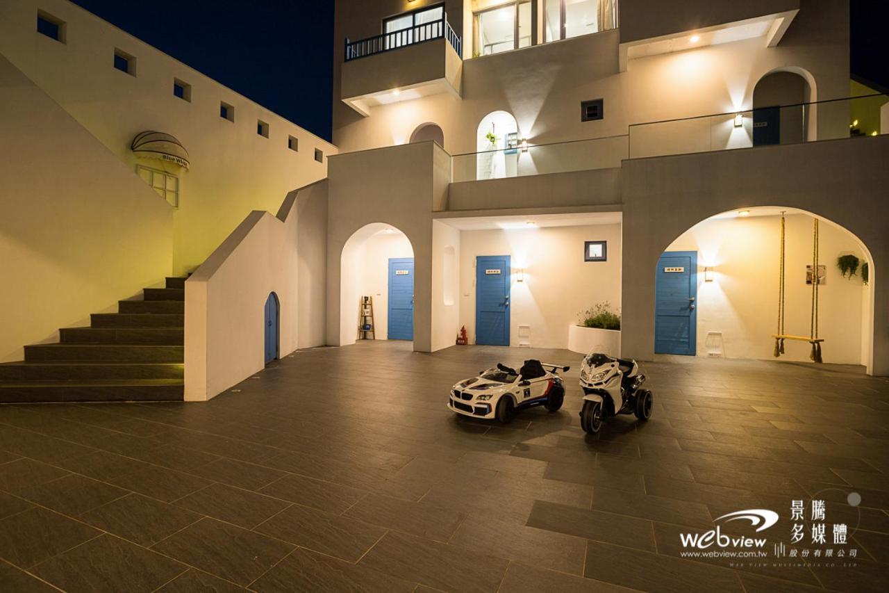 Blue White Apartment Вужие Екстериор снимка