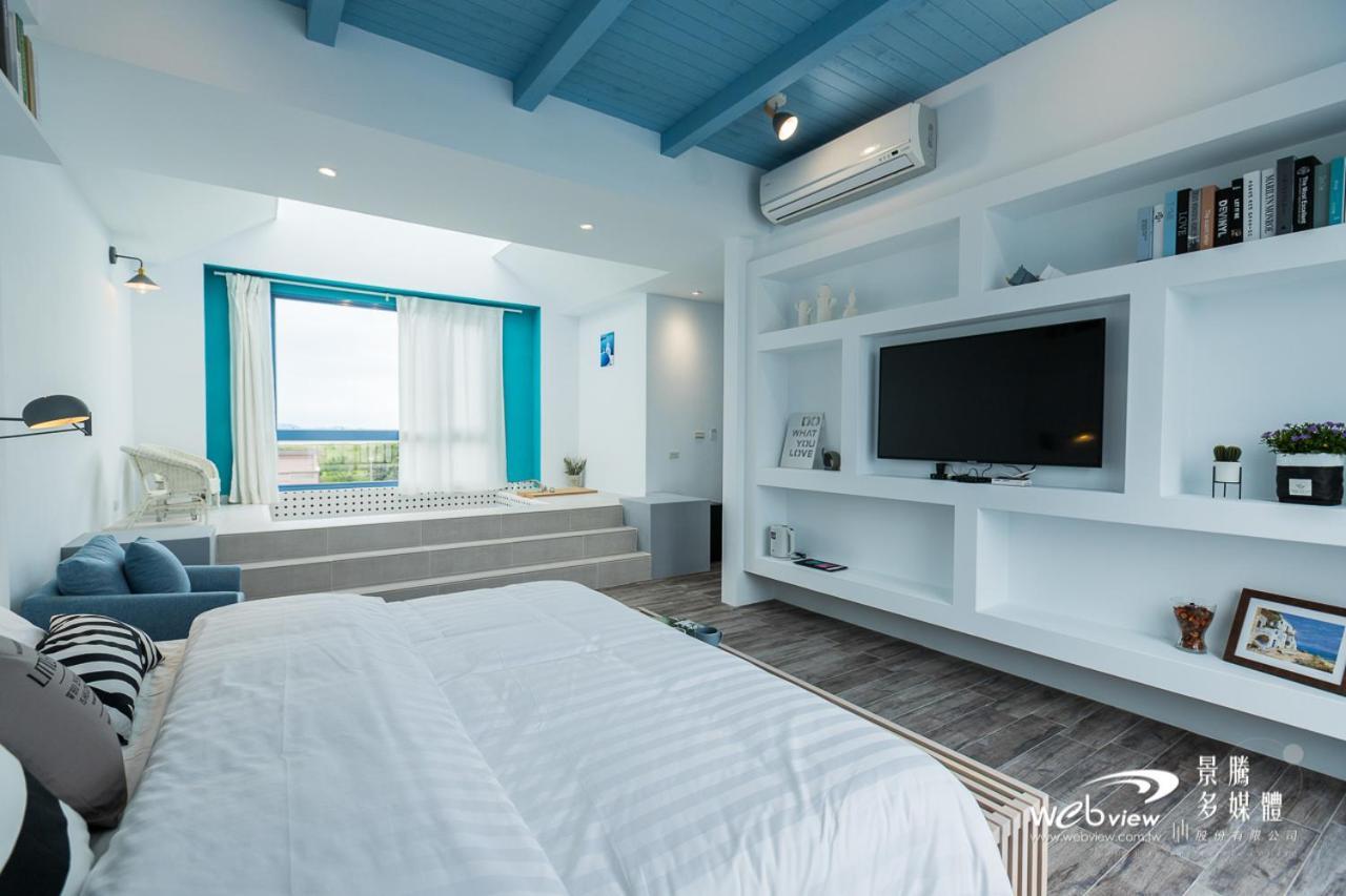 Blue White Apartment Вужие Екстериор снимка