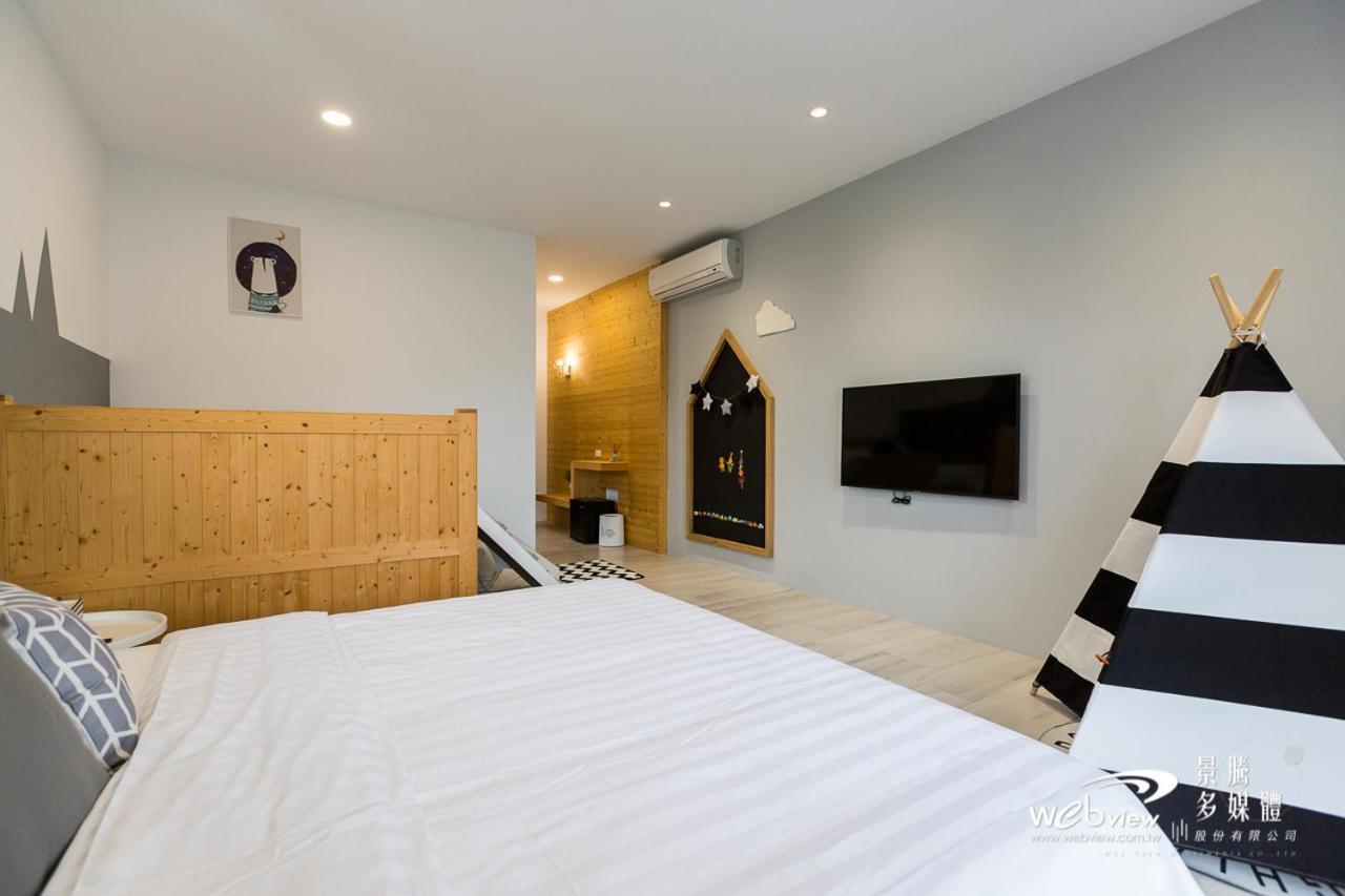 Blue White Apartment Вужие Екстериор снимка