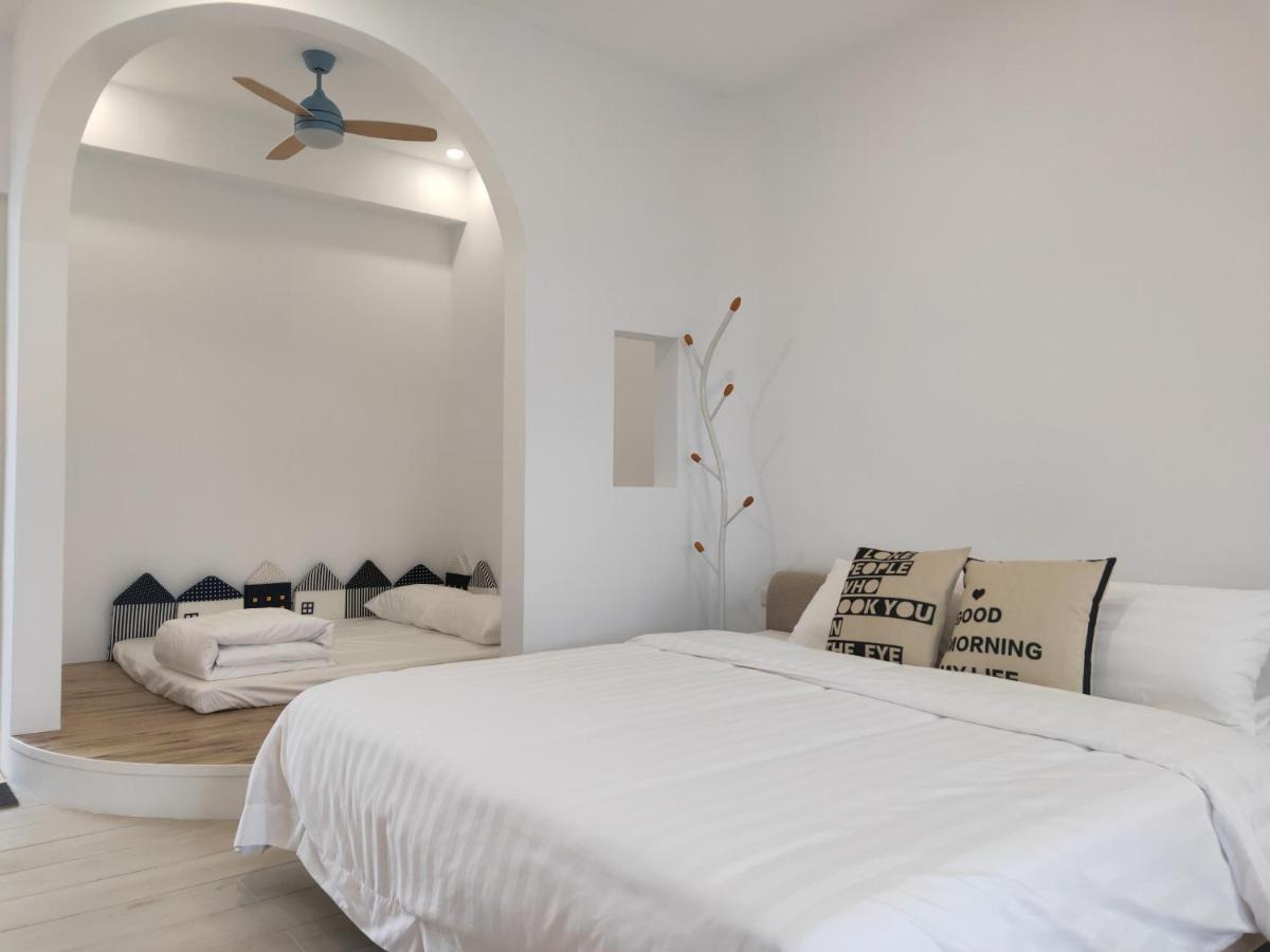 Blue White Apartment Вужие Екстериор снимка