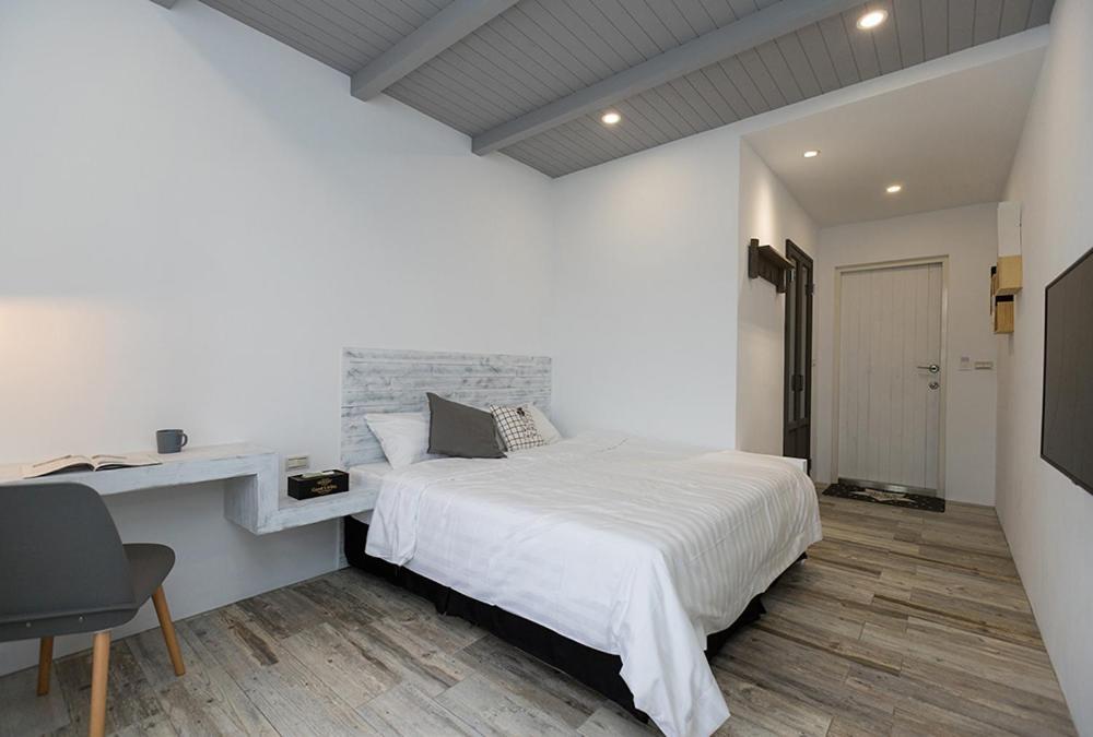 Blue White Apartment Вужие Екстериор снимка