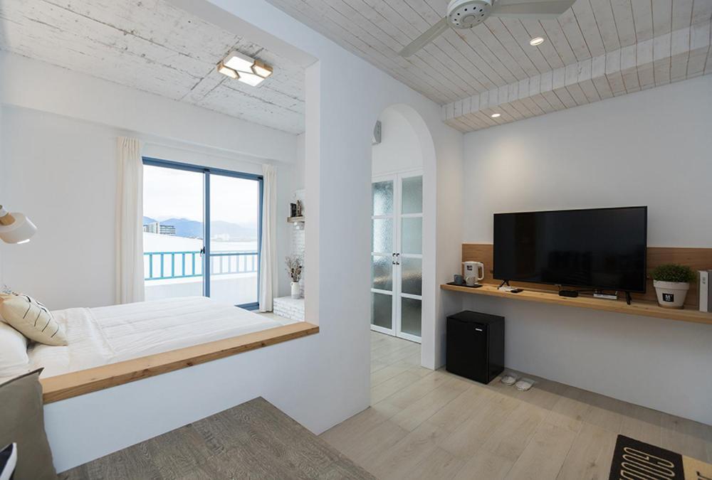 Blue White Apartment Вужие Екстериор снимка