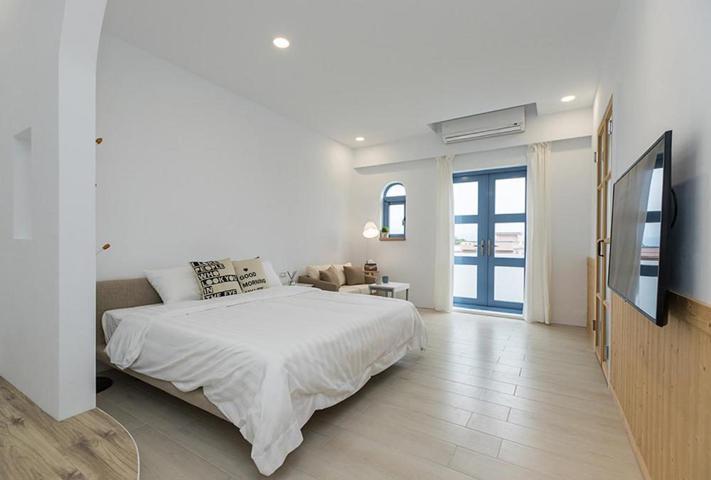 Blue White Apartment Вужие Екстериор снимка