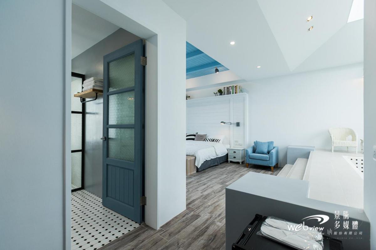 Blue White Apartment Вужие Екстериор снимка